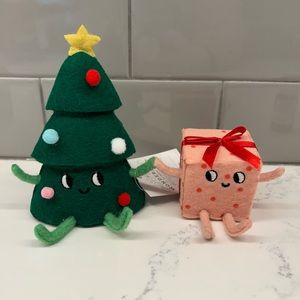 2023 Wondershop Christmas Tree and Present Duo NWT